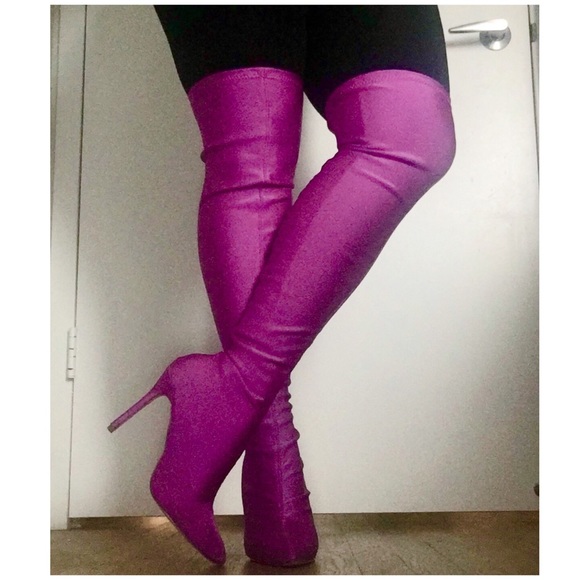 OVER THE KNEE BOOTS - Picture 2 of 7